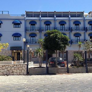 Hotel Al Faro